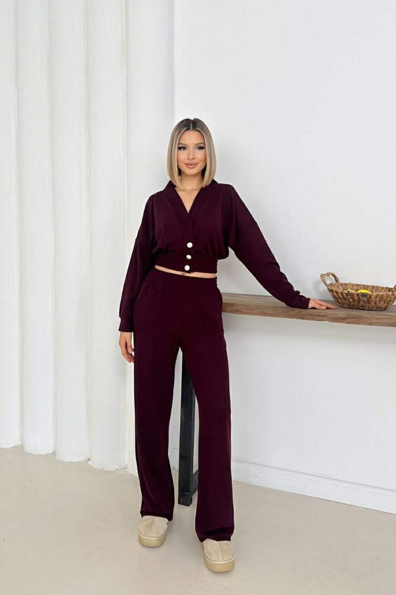 SET NJE NGJYRESH CROP TOP ME MENGE TE GJATA + PANTALLONA PER FEMRA NE NGJYRE VISHNJE - 1
