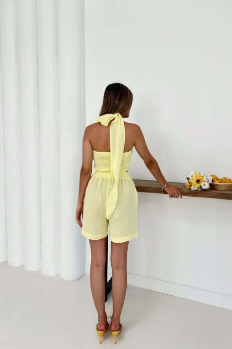 SET NJE NGJYRESH CROP TOP + PANTALLONA TE SHKURTRA PER FEMRA NE NGJYRE TE VERDHE - 3