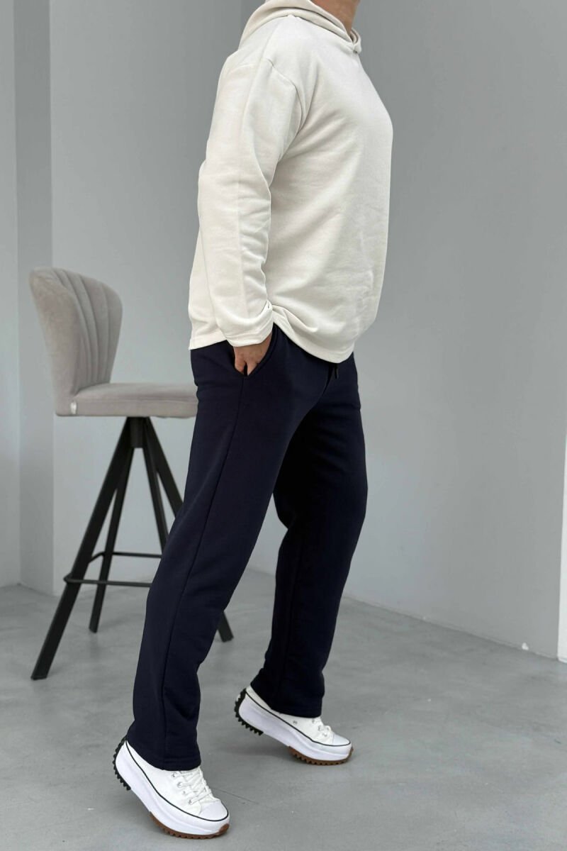 SET NJËNGJYRËSH I THJESHTË HOODIE+TUTA PËR MESHKUJ NË NGJYRËN KREM+BLU - 2