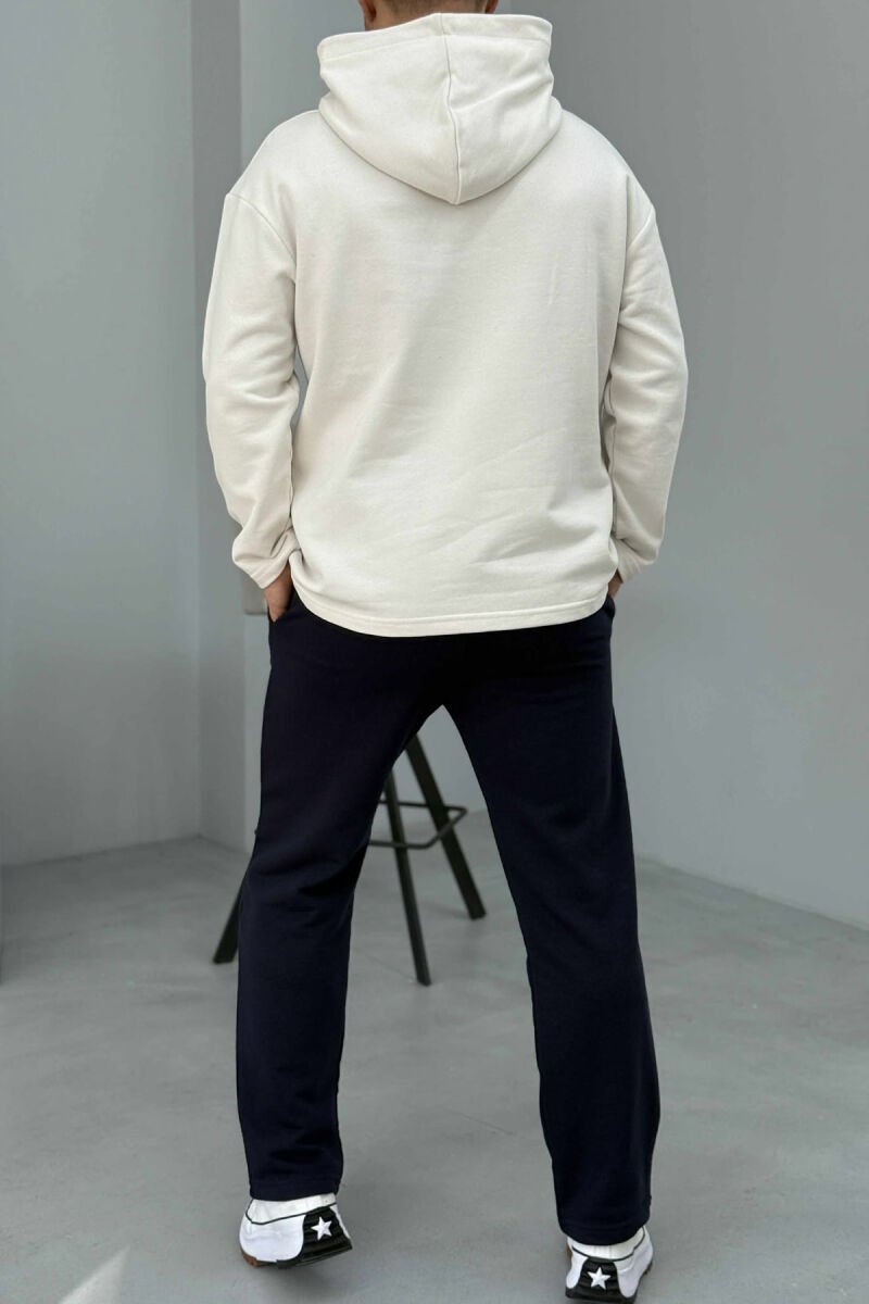 SET NJËNGJYRËSH I THJESHTË HOODIE+TUTA PËR MESHKUJ NË NGJYRËN KREM+BLU - 5