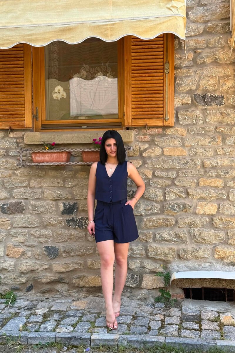 SET NJE NGJYRESH I THJESHTE JELEK + SHORTS PER FEMRA NE NGJYRE BLU - 5