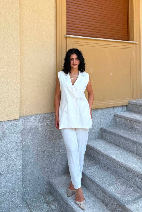 SET NJE NGJYRESH JELEK ME BUTONA + PANTALLONA PER FEMRA NE NGJYRE TE BARDHE - 1