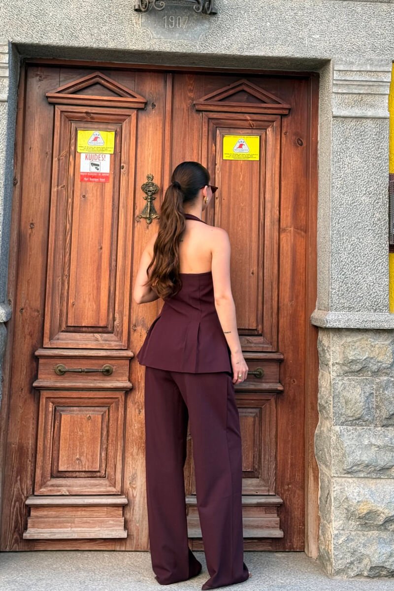 SET NJE NGJYRESH JELEK ME KURRIZ TE HAPUR + PANTALLONA PER FEMRA NE NGJYRE VISHNJE - 4
