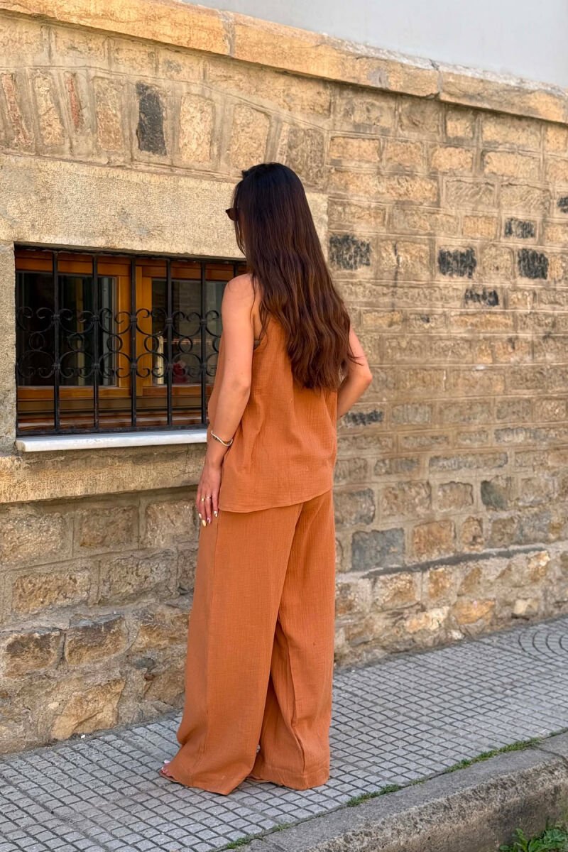 SET NJE NGJYRESH JELEK + PANTALLONA PER FEMRA NE NGJYRE KAFE E ZBARDHUR - 6