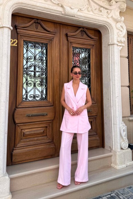 SET NJE NGJYRESH JELEK + PANTALLONA PER FEMRA NE NGJYRE ROZE - 1