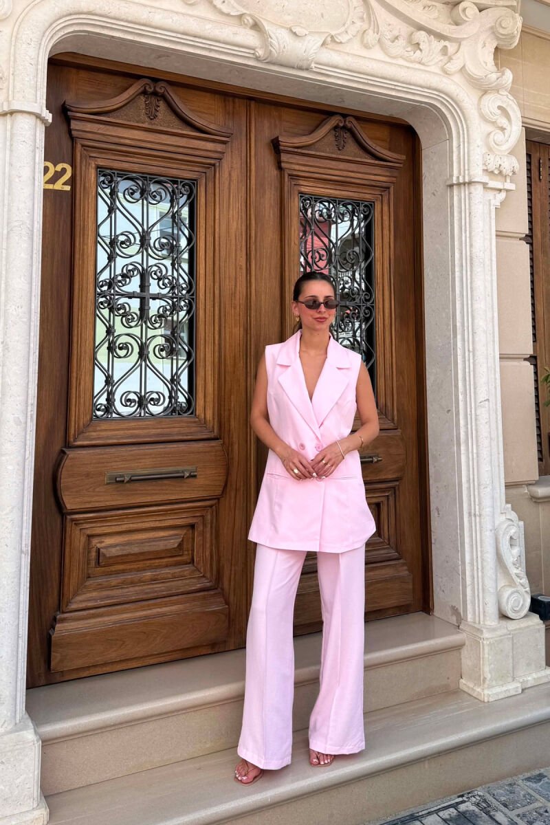 SET NJE NGJYRESH JELEK + PANTALLONA PER FEMRA NE NGJYRE ROZE - 1