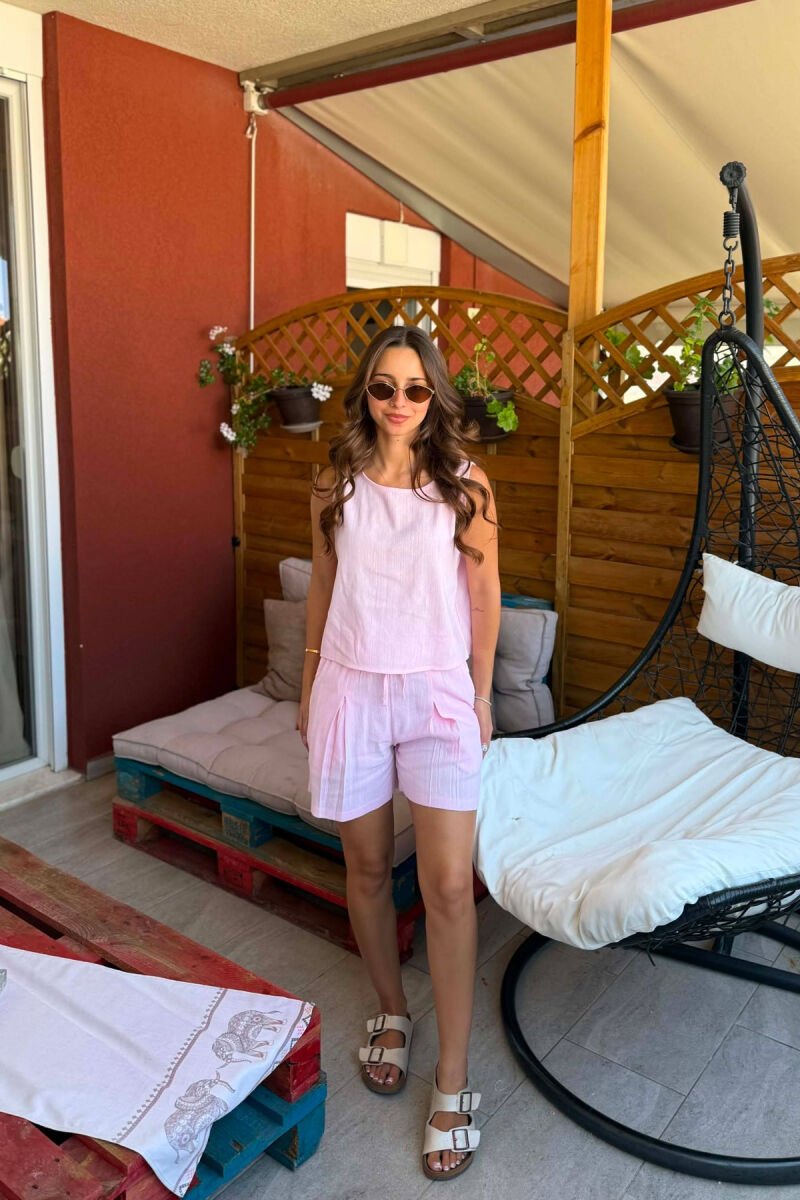 SET NJE NGJYRESH KANATJERE E THJESHTE + PANTALLONA TE SHKURTRA PER FEMRA NE NGJYRE ROZE - 1