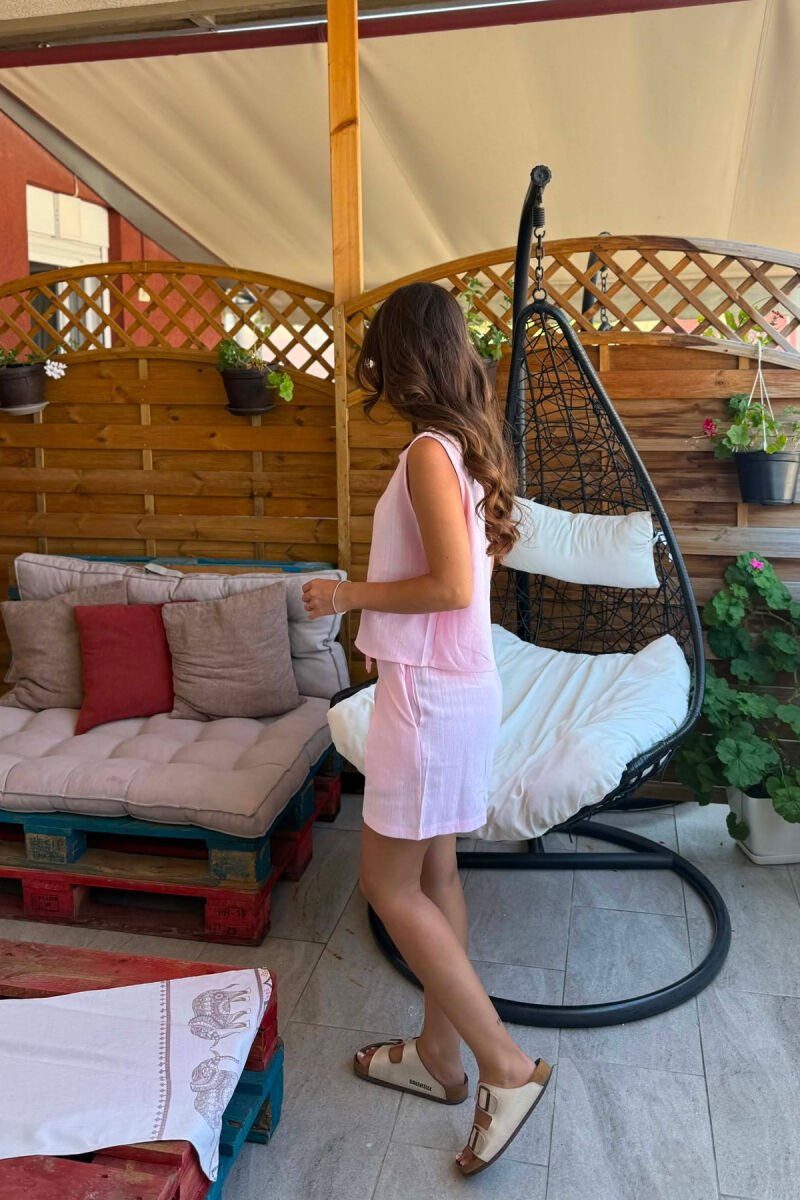 SET NJE NGJYRESH KANATJERE E THJESHTE + PANTALLONA TE SHKURTRA PER FEMRA NE NGJYRE ROZE - 4