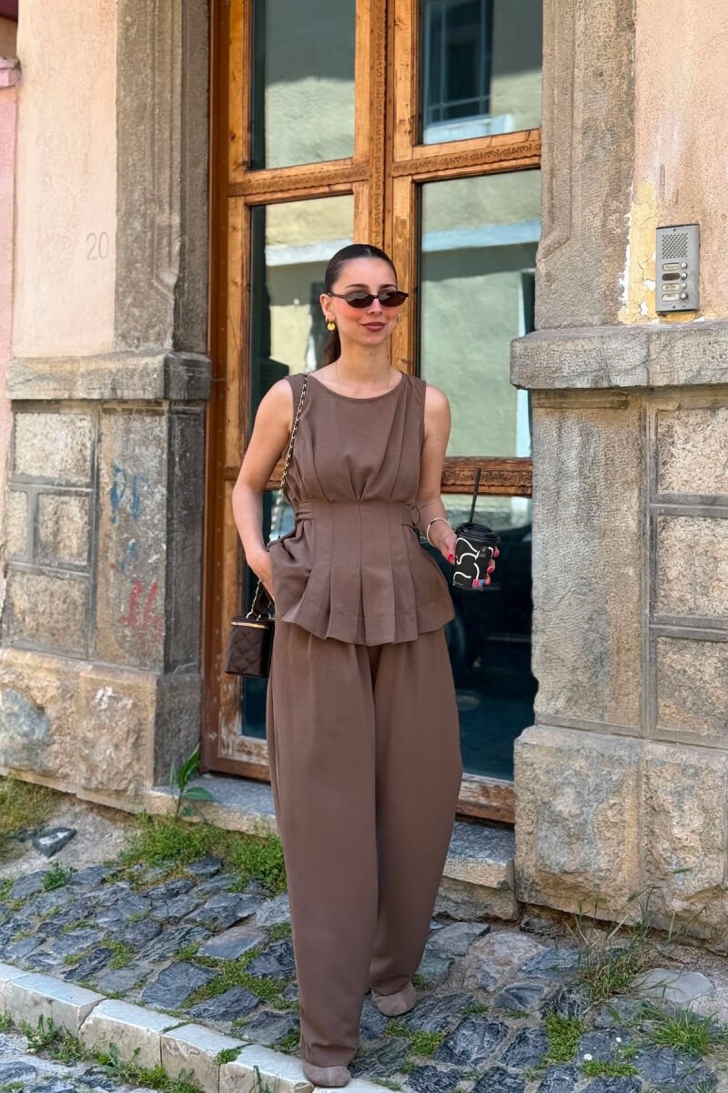 SET NJE NGJYRESH KANATJERE + PANTALLONA PER FEMRA NE NGJYRE KAFE TE ZBARDHUR - 3