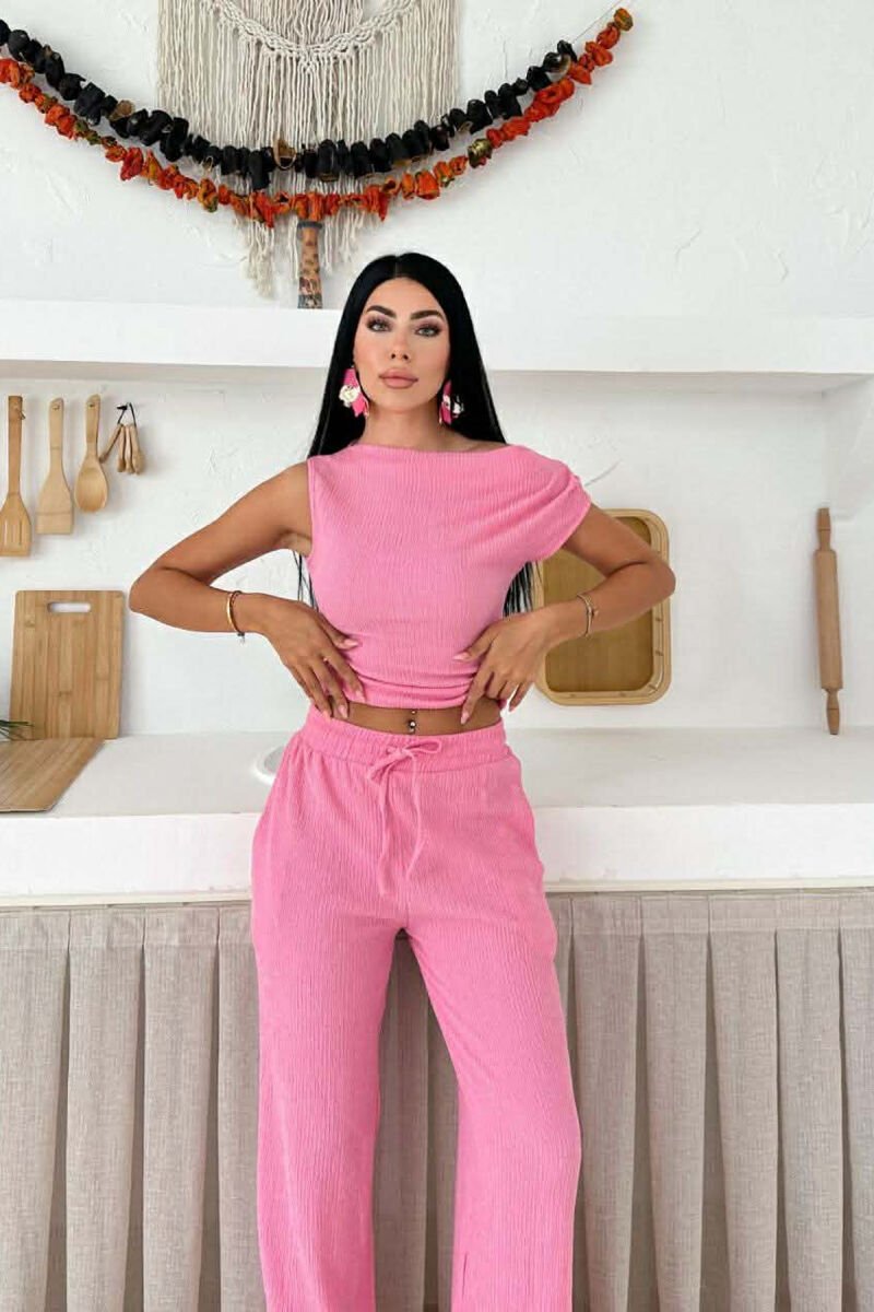 SET NJE NGJYRESH KANATJERE + PANTALLONA PER FEMRA NE NGJYRE ROZE - 1