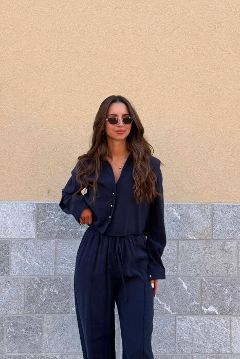 SET NJE NGJYRESH KEMISHE + PANTALLONA PER FEMRA NE NGJYRE BLU TE ERRET - 3