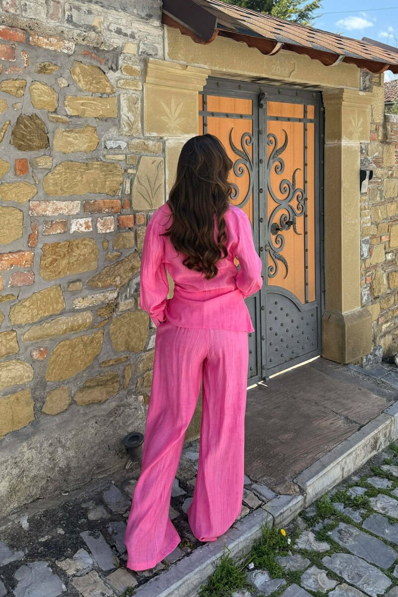 SET NJE NGJYRESH KEMISHE + PANTALLONA PER FEMRA NE NGJYRE ROZE - 2