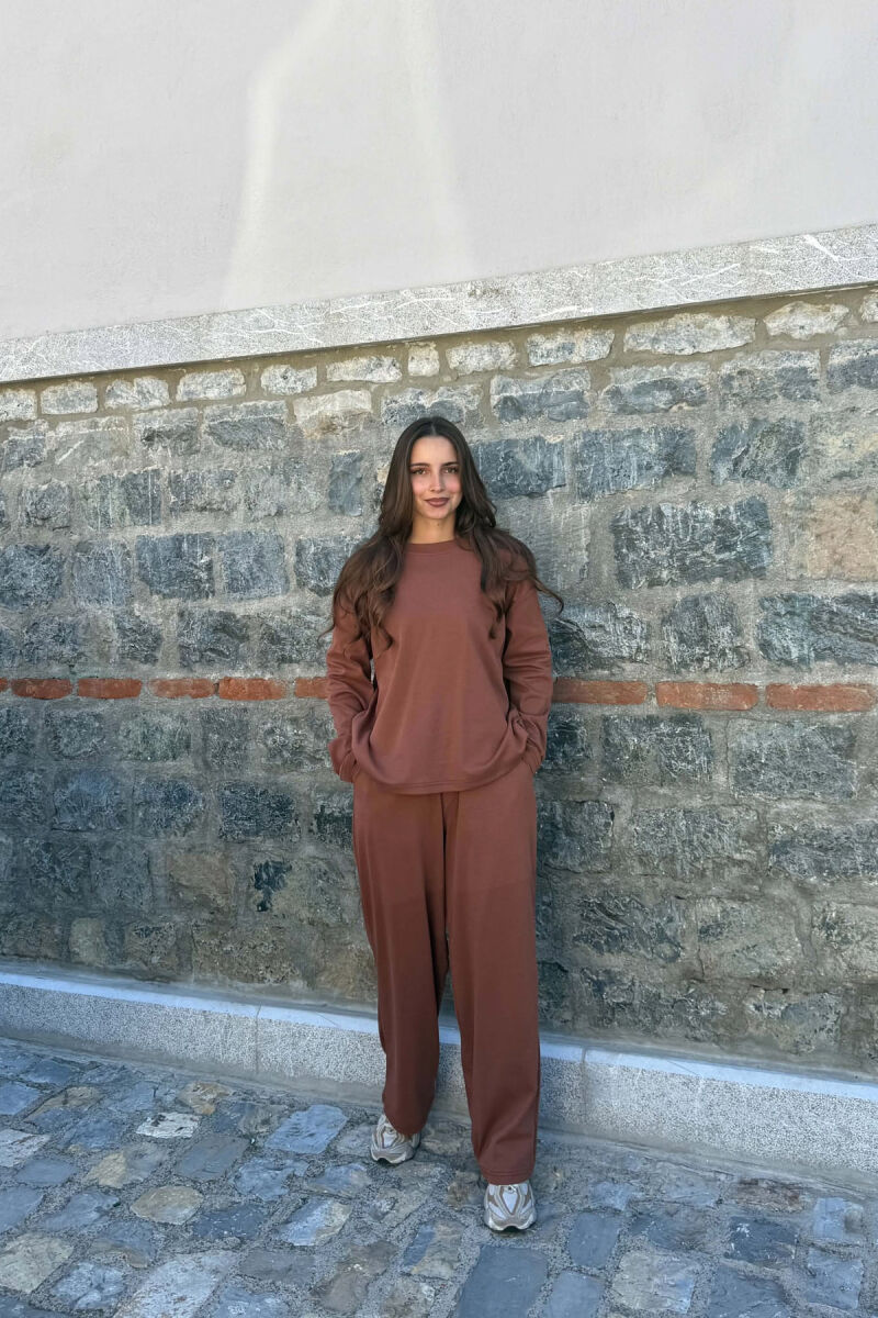SET NJE NGJYRESH BLUZE+ TUTA PER FEMRA NE NGJYRE KAFE TE ZBARDHUR - 1