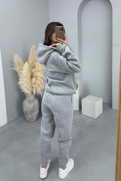 SET NJE NGJYRESH ME PUSH HOODIE+TUTA PER FEMRA NE NGJYRE GRI TE ZBARDHUR - 3