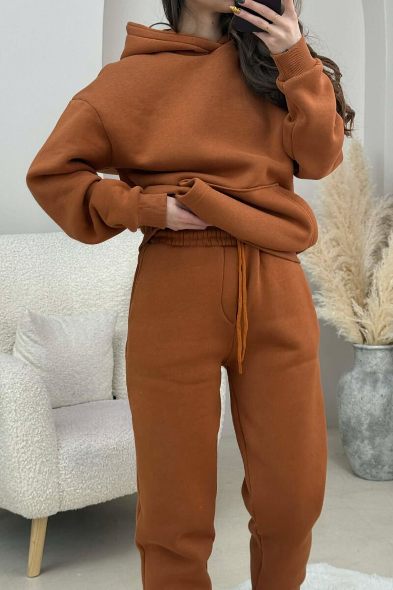 SET NJE NGJYRESH ME PUSH HOODIE+TUTA PER FEMRA NE NGJYRE TULLE - 3