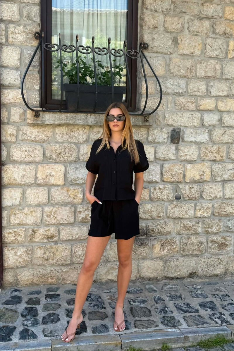 SET NJE NGJYRESH KEMISHE+PANTALLONA TE SHKURTRA PER FEMRA NË NGJYRE TE ZEZE - 1