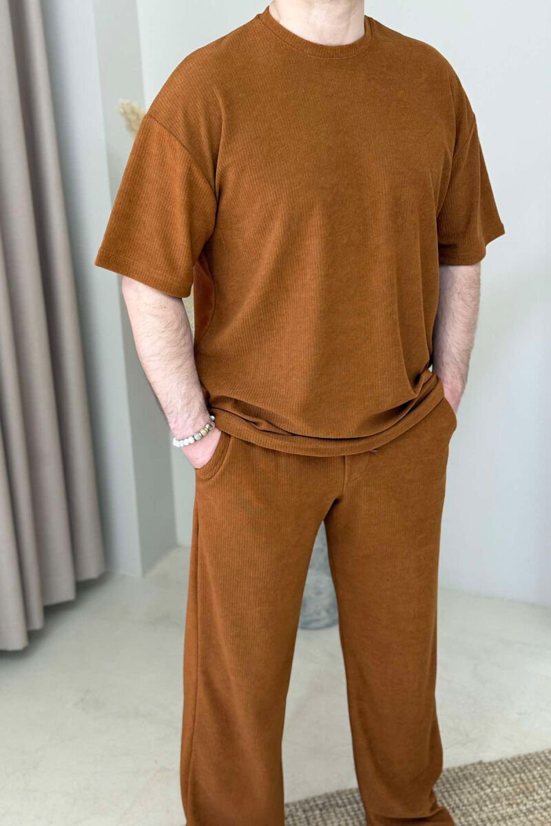 SET NJË NGJYRËSH T-SHIRT+TUTA PËR MESHKUJ NË NGJYRË TULLË - 3