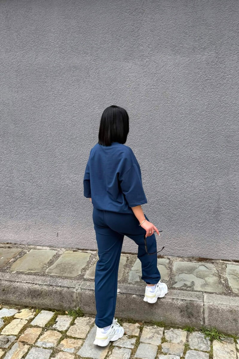 SET NJE NGJYRESH T-SHIRT I THJESHTE + TUTA PER FEMRA NE NGJYRE BLU TE ERRET - 6