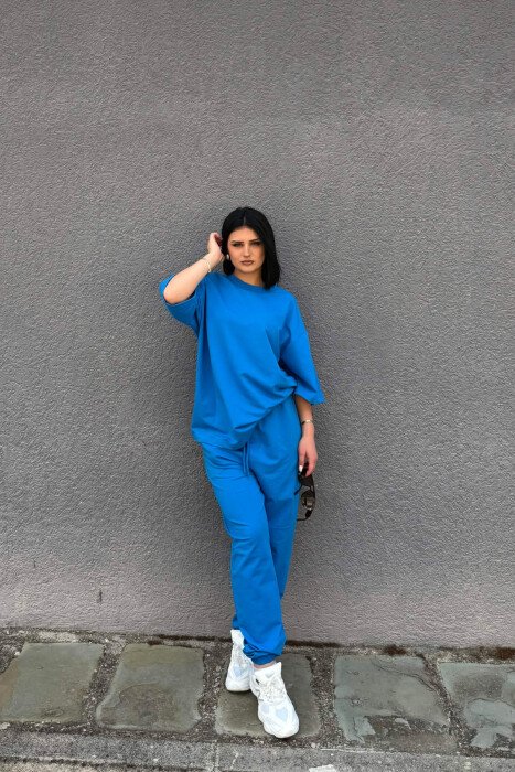 SET NJE NGJYRESH T-SHIRT I THJESHTE + TUTA PER FEMRA NE NGJYRE BLU TE ZBARDHUR - 6