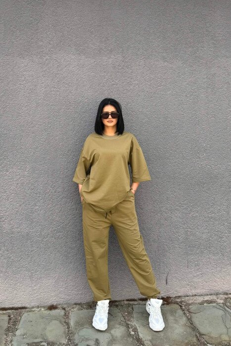 SET NJE NGJYRESH T-SHIRT I THJESHTE + TUTA PER FEMRA NE NGJYRE ULLI - 6