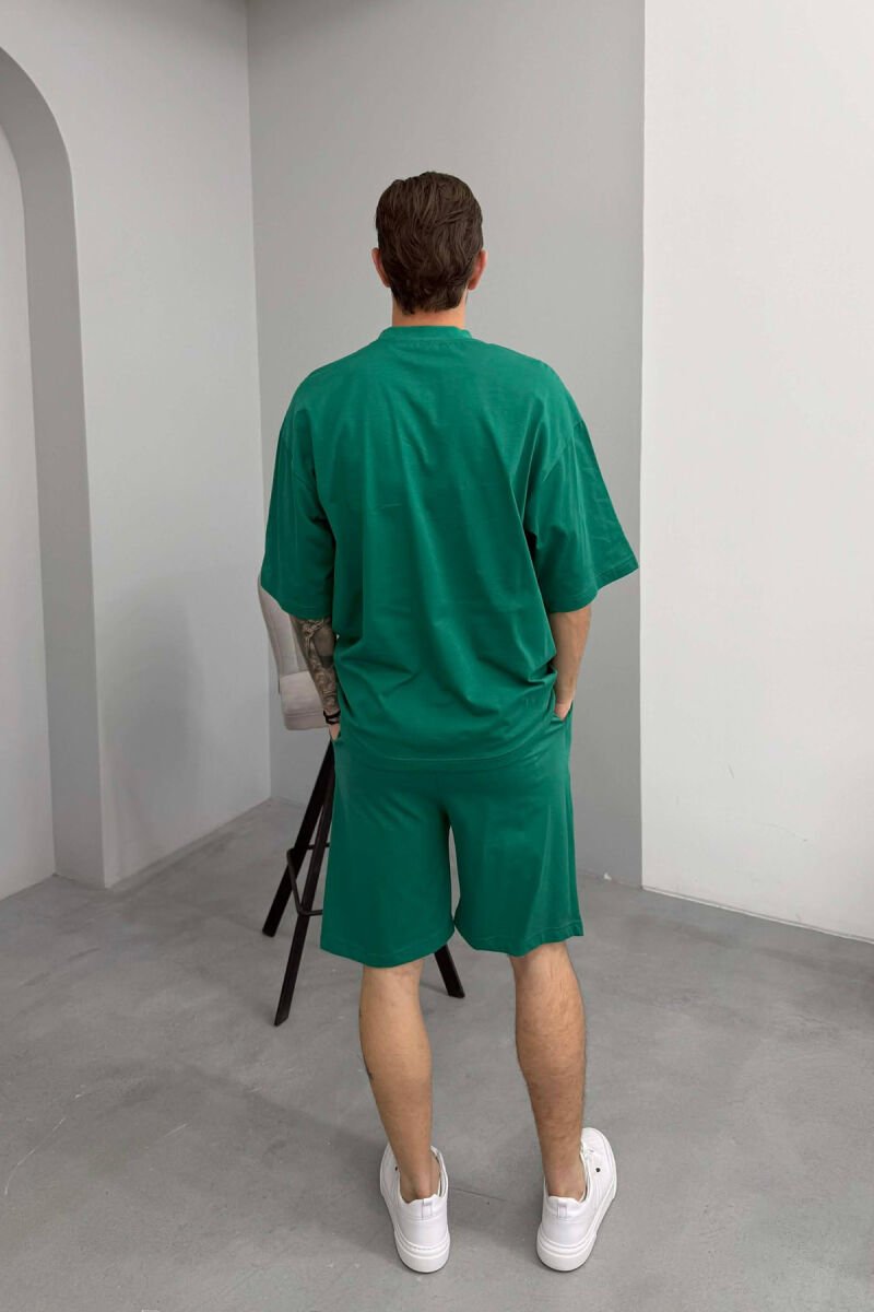 SET NJE NGJYRESH T-SHIRT I THJESHTE + TUTA PER MESHKUJ NE NGJYRE JESHILE - 4