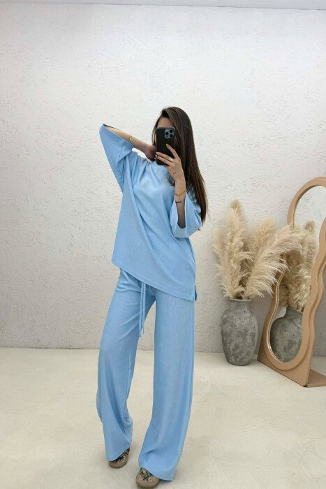 SET NJE NGJYRESH T-SHIRT + PANTALLONA PER FEMRA NE NGJYRE BLU TE ZBARDHUR - 1