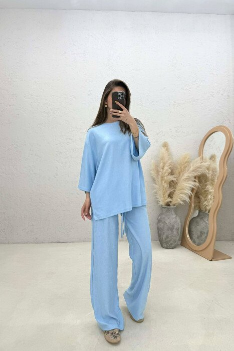 SET NJE NGJYRESH T-SHIRT + PANTALLONA PER FEMRA NE NGJYRE BLU TE ZBARDHUR - 4