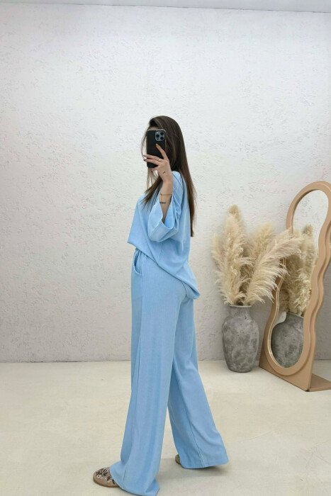SET NJE NGJYRESH T-SHIRT + PANTALLONA PER FEMRA NE NGJYRE BLU TE ZBARDHUR - 5