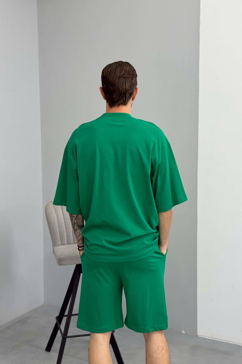 SET NJE NGJYRESH T-SHIRT + TUTA PER MESHKUJ NE NGJYRE JESHILE - 4