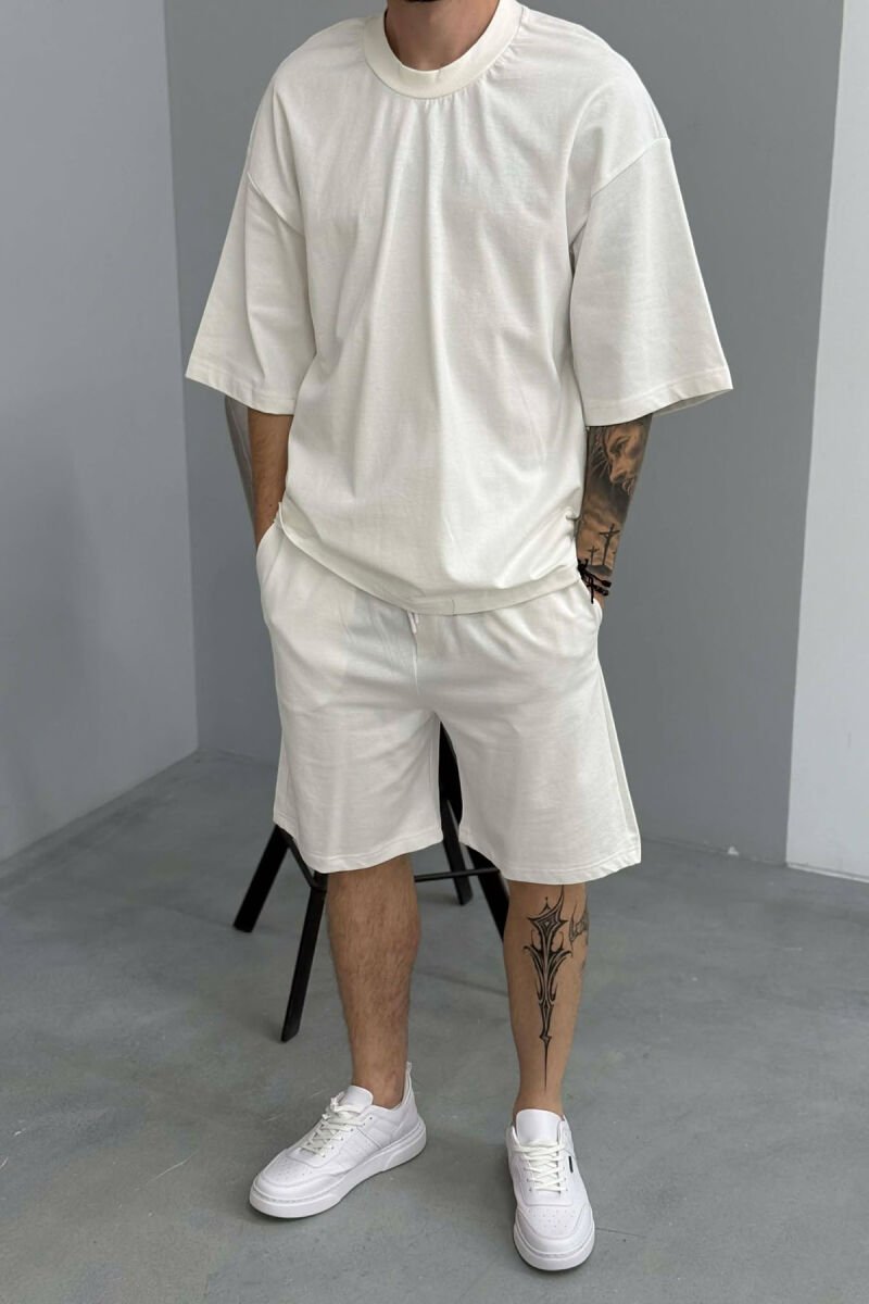 SET NJE NGJYRESH T-SHIRT + TUTA PER MESHKUJ NE NGJYRE TE BARDHE - 2