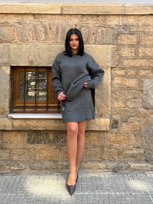 SET NJE NGJYRESH TRIKO + FUND PER FEMRA NE NGJYRE GRI TE ERRET - 