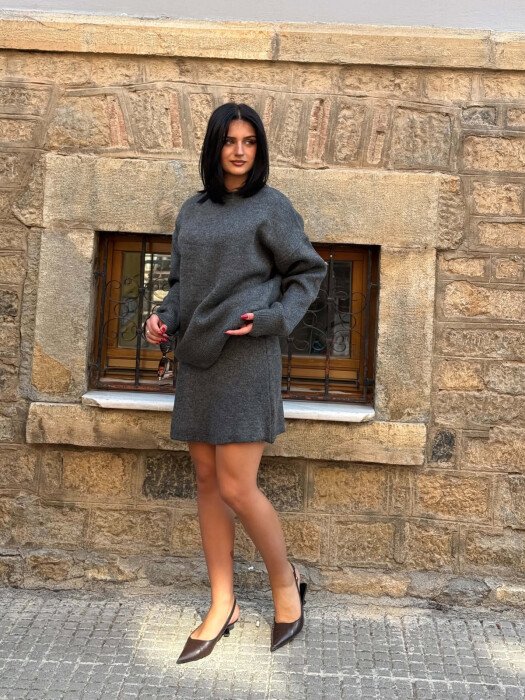 SET NJE NGJYRESH TRIKO + FUND PER FEMRA NE NGJYRE GRI TE ERRET - 3