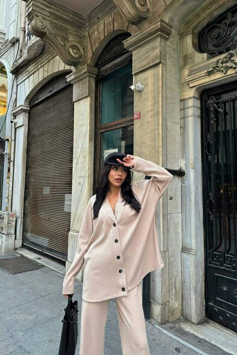 SET NJE NGJYRESH TRIKO+PANTALLONA TE GJERA PER FEMRA NE NGJYRE TE BARDHE - 4