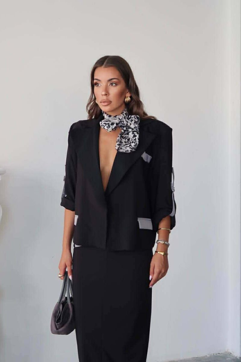 SET NJE NGJYRESH XHAKETE E THJESHTE + FUND PER FEMRA NE NGJYRE TE ZEZE - 4