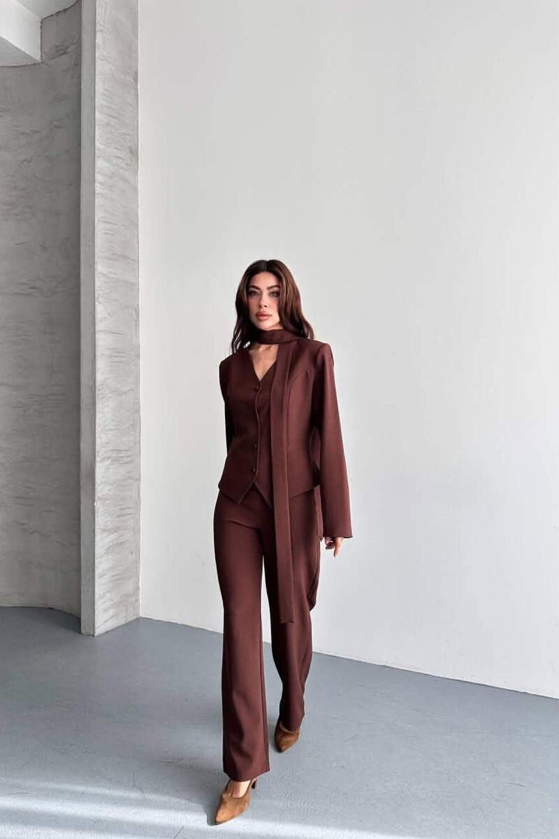 SET NJE NGJYRESH XHAKETE + PANTALLONA PER FEMRA NE NGJYRE KAFE - 2