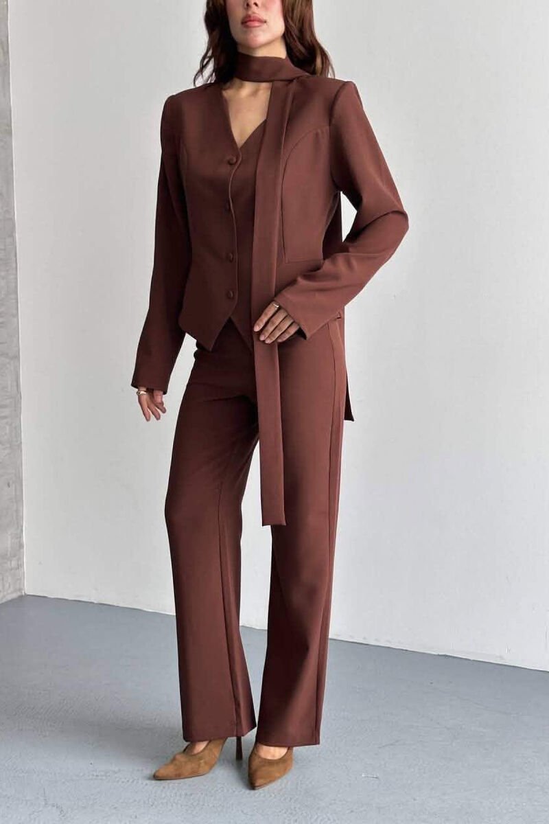 SET NJE NGJYRESH XHAKETE + PANTALLONA PER FEMRA NE NGJYRE KAFE - 5