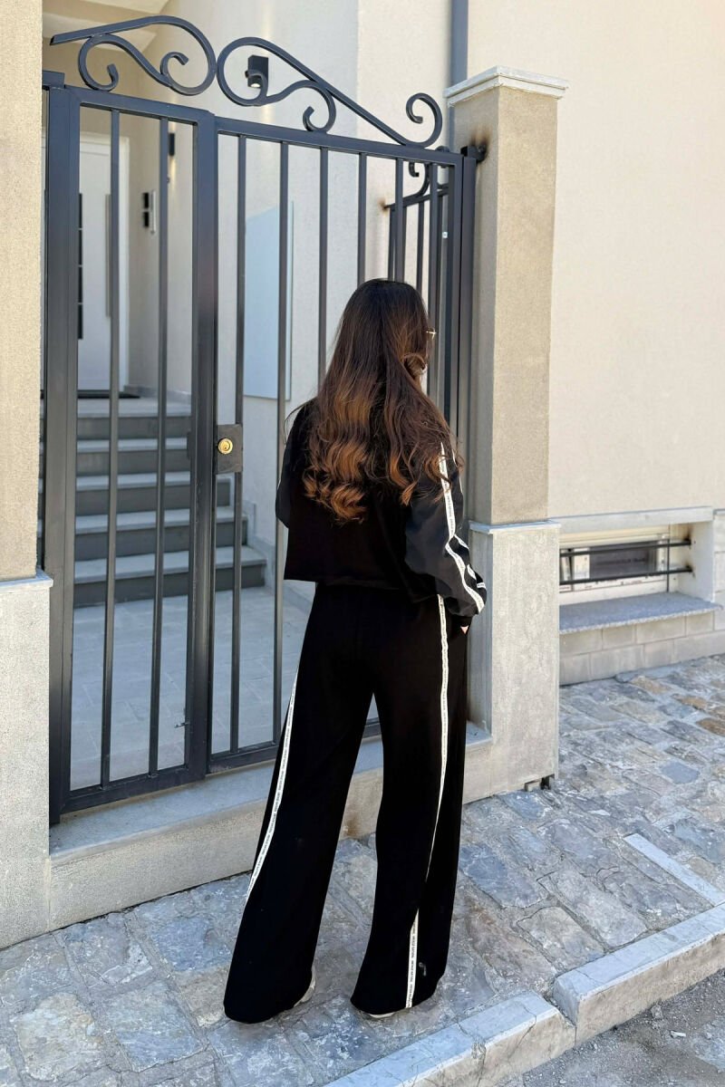 SET NJE NGJYRESH XHAKETE + TUTA PER FEMRA NE NGJYRE TE ZEZE - 2