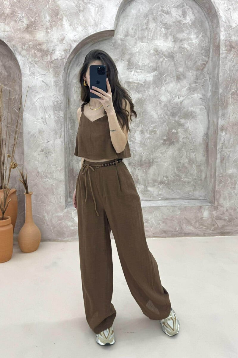 SET PËR FEMRA CROP DHE PANTALLONA NË NGJYRË KAFE - 2