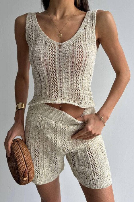 SET PËR FEMRA CROP DHE PANTALLONA TE SHKURTRA NË NGJYRË KREM - 7