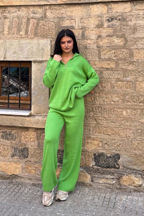 SET PULOVER+TUTA PER FEMRA NE NGJYRE JESHILE TE ZBARDHUR - 1