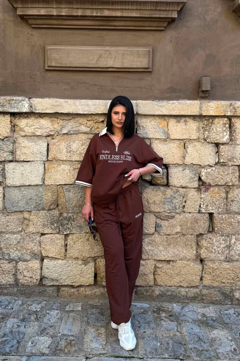 SET T-SHIRT ME SHKRIME DHE JAKE ME ZINXHIR + TUTA PER FEMRA NE NGJYRE KAFE - 1