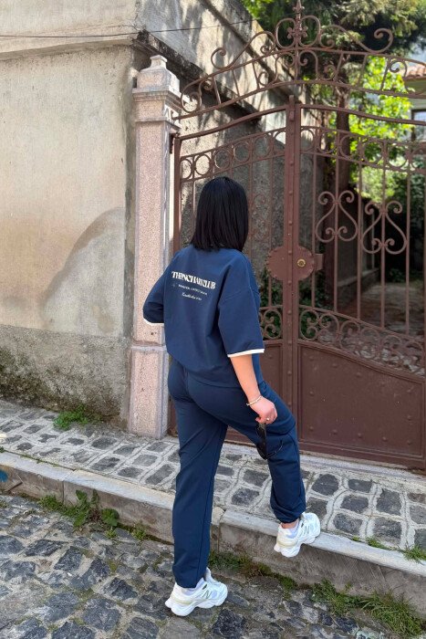 SET T-SHIRT ME SHKRIME PARA & PAS + TUTA PER FEMRA NE NGJYRE BLU - 3