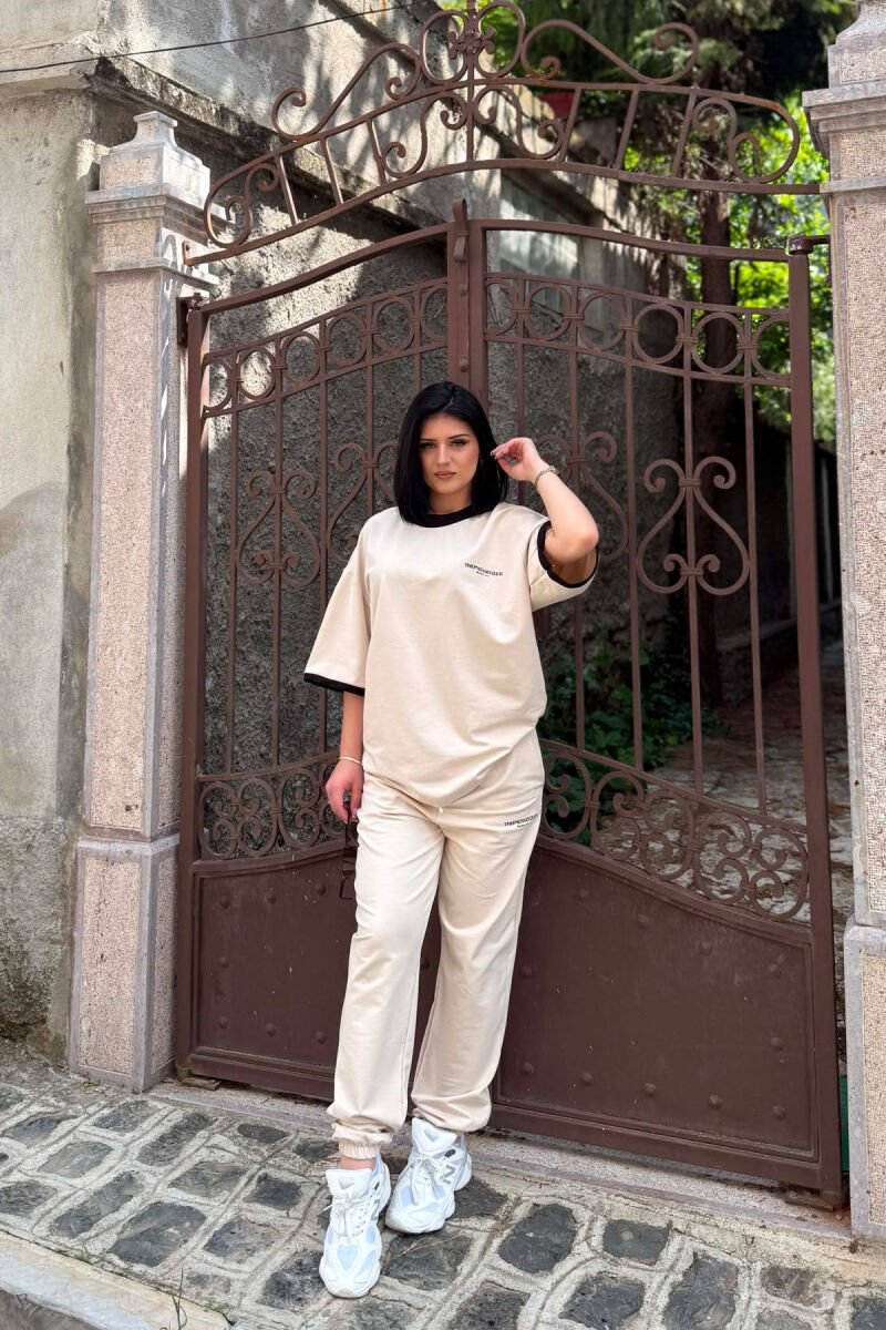 SET T-SHIRT ME SHKRIME PARA & PAS + TUTA PER FEMRA NE NGJYRE BEZHE - 4