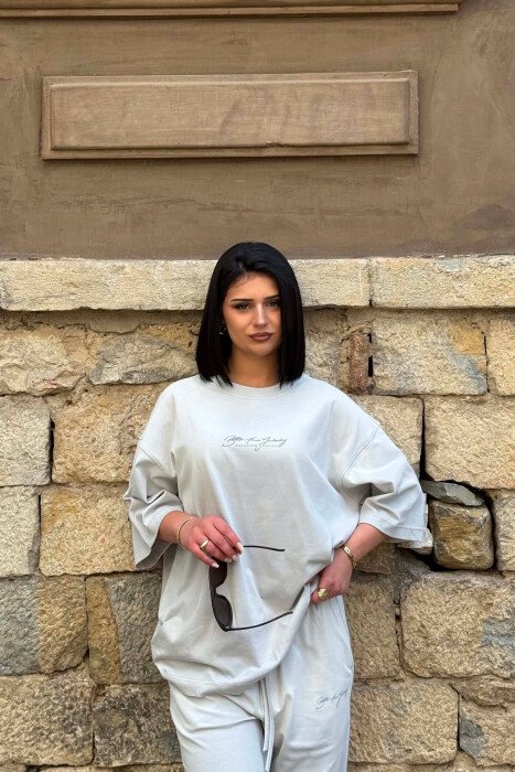 SET T SHIRT ME SHKRIME + TUTA PER FEMRA NE NGJYRE GRI - 3