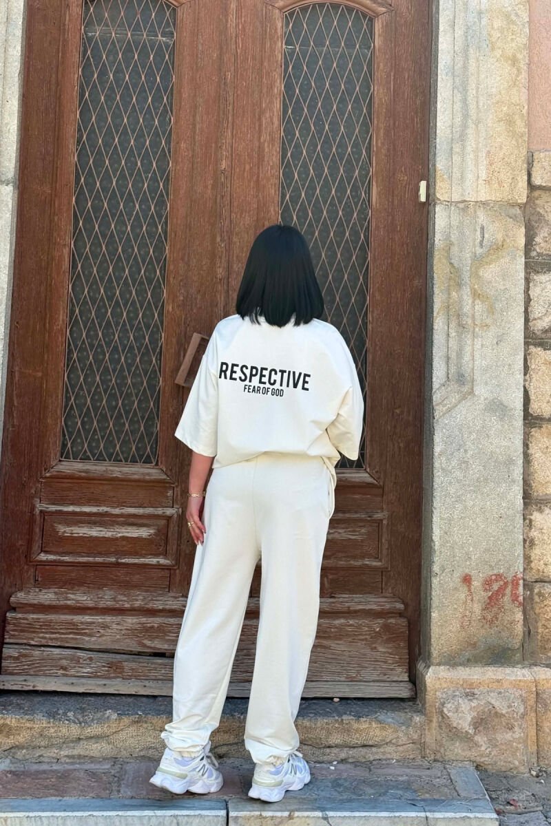 SET T-SHIRT ME SHKRIME + TUTA PER FEMRA NE NGJYRE KREM - 4