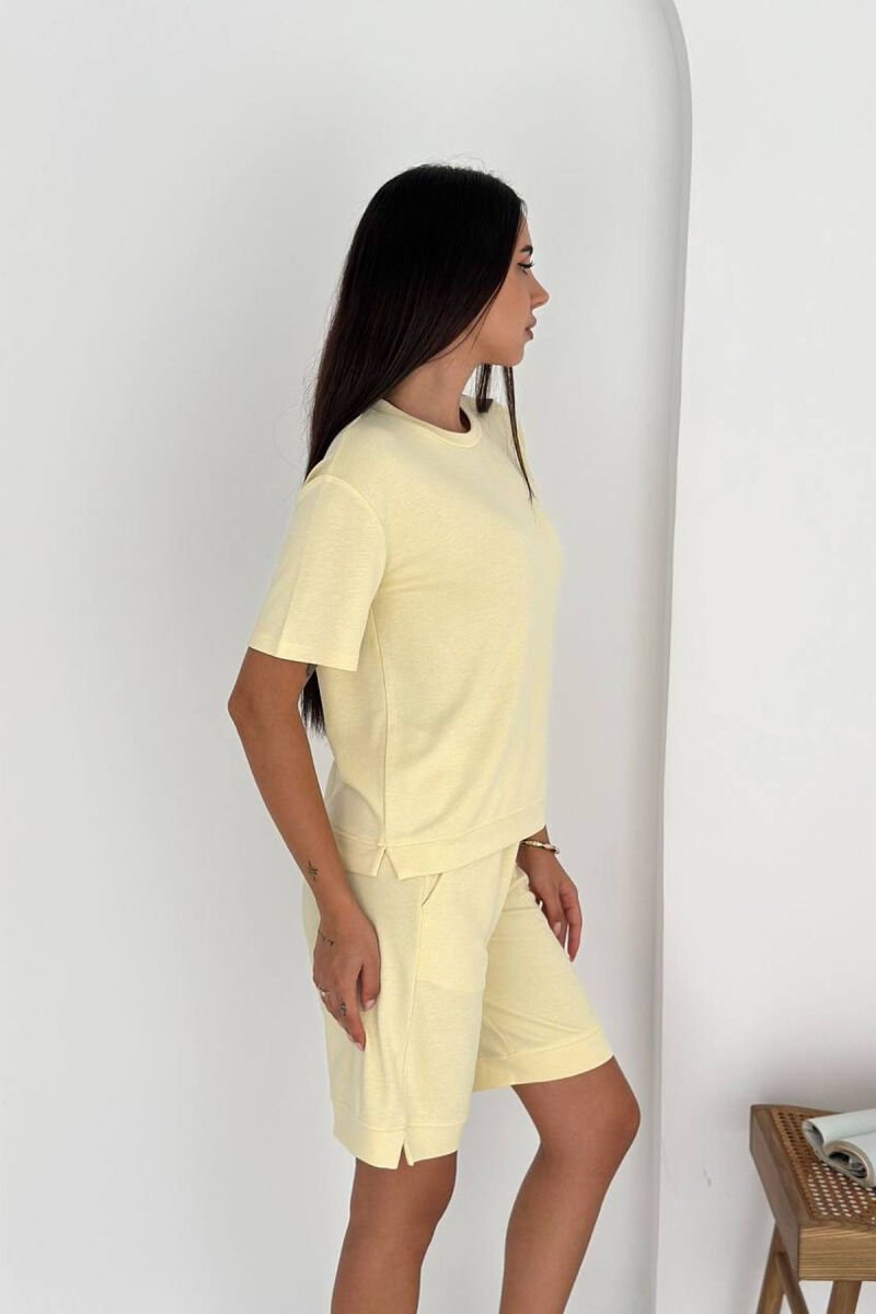 SET T-SHIRT+ TUTA TE SHKURTA PER FEMRA NE NGJYRE LIMON - 3