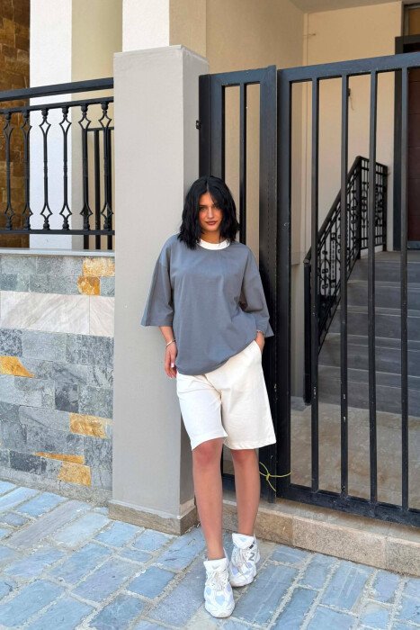 SET T-SHIRT + TUTA TE SHKURTRA PER FEMRA NE NGJYRE GRI - KLAUDIO FASHION