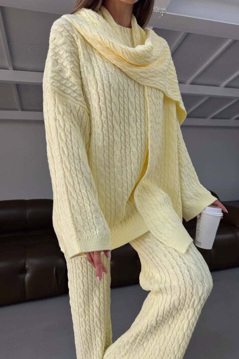 SET TRIKO ME DETAJ SHALLI +PANTALLONA PER FEMRA NE NGJYRE TE VERDHE - 3