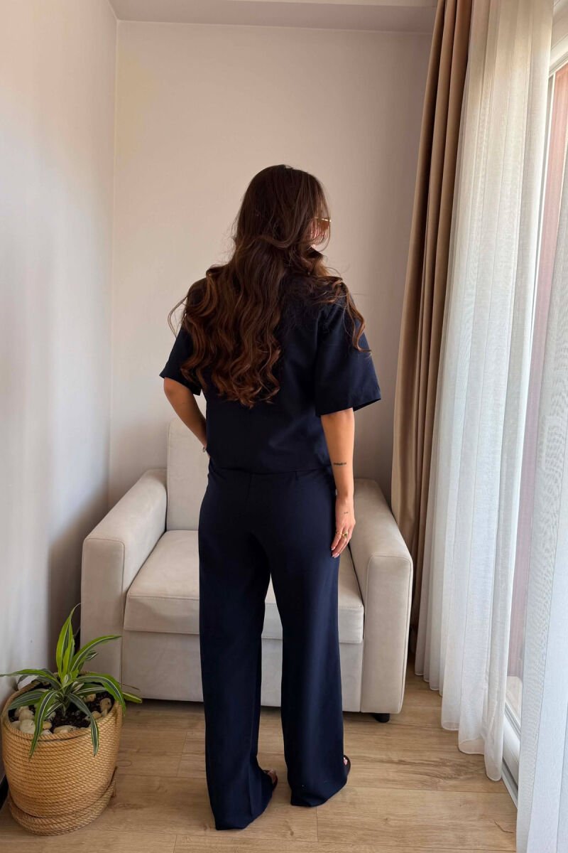SET XHAKETE ME MENGE TE SHKURTRA ME DETAJIN GOLD + PANTALLONA PER FEMRA NE NGJYRE BLU - 3