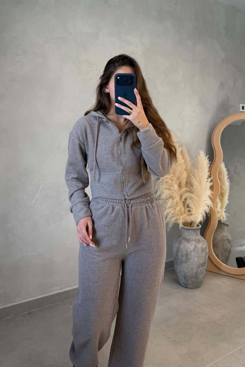 SET XHAKETE ME ZINXHIR DHE PANTALLONA PER FEMRA NE NGJYRE KAFE TE HAPUR - 2